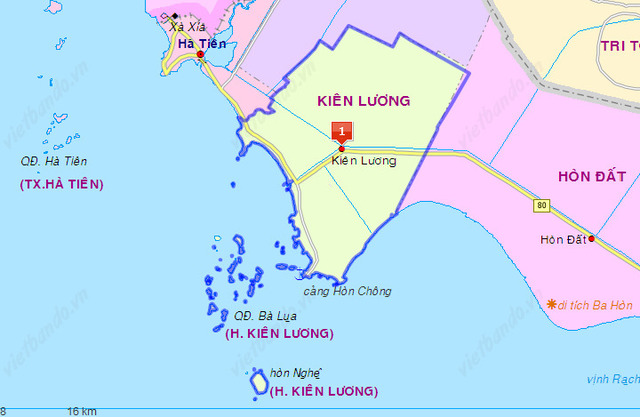 Vị trí địa lý của huyện Kiên Lương rất đặc biệt khi có phần diện tích thuộc đất liền và đảo