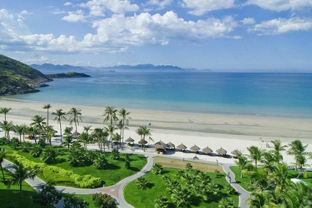 Huyện Cam Lâm sở hữu lợi thế phát triển du lịch biển