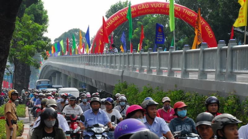 Cầu vượt Nguyễn Tri Phương