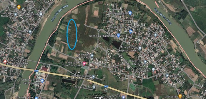 Khu đất được khoanh tròn màu xanh là đất được quy hoạch thể hiện trên bản đồ Google vệ tinh. 