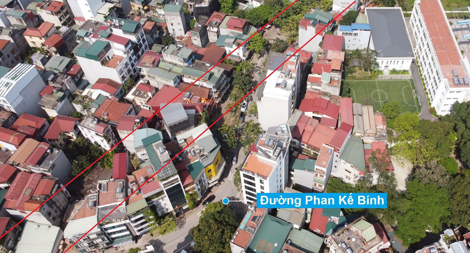 Khu đất này đi qua nhiều nhà dân