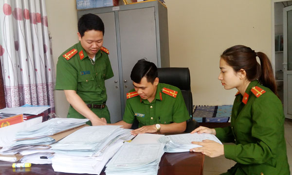 Thời gian làm việc tại công an phường Ngã Tư Sở
