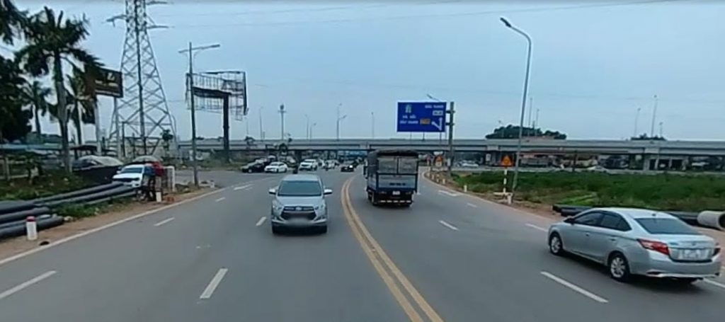 nga tu ke bac giang 1