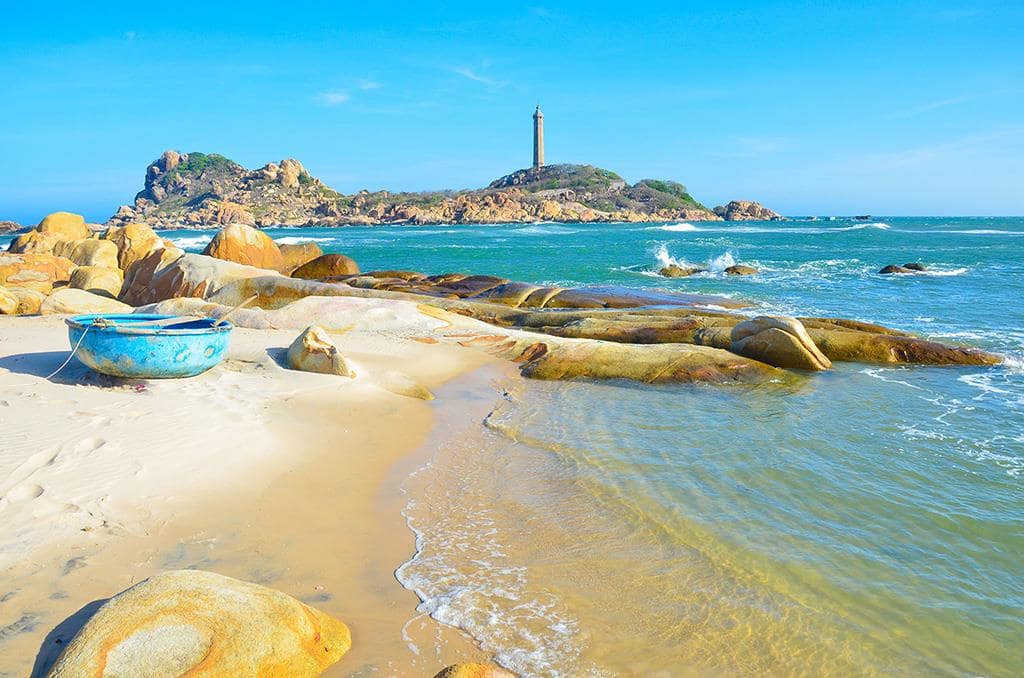 Bãi Rạng Mũi Né - Nét đẹp hoang sơ và hiện đại trên vùng biển Rạng Phan  Thiết