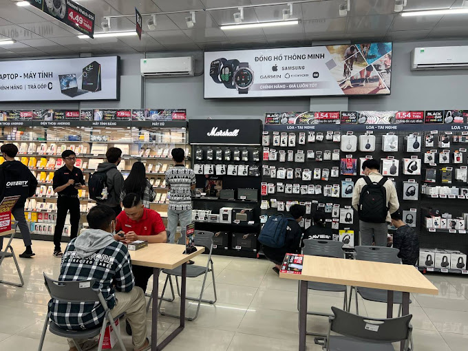Full Danh Sách Hệ Thống Cửa Hàng CellphoneS Tại TP. HCM 18 Cửa hàng CellphoneS Phan Văn Hớn