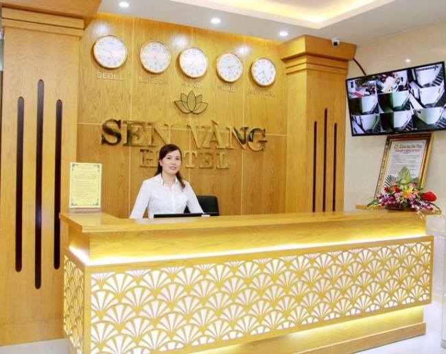 khach san sen vang
