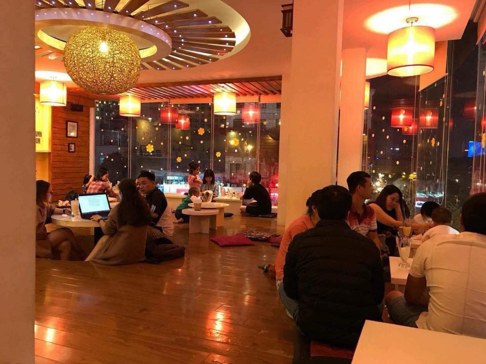 quan-cafe-nga-tu-so-10