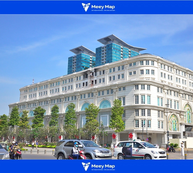 Union Square và tòa nhà Ủy ban Nhân dân Thành phố