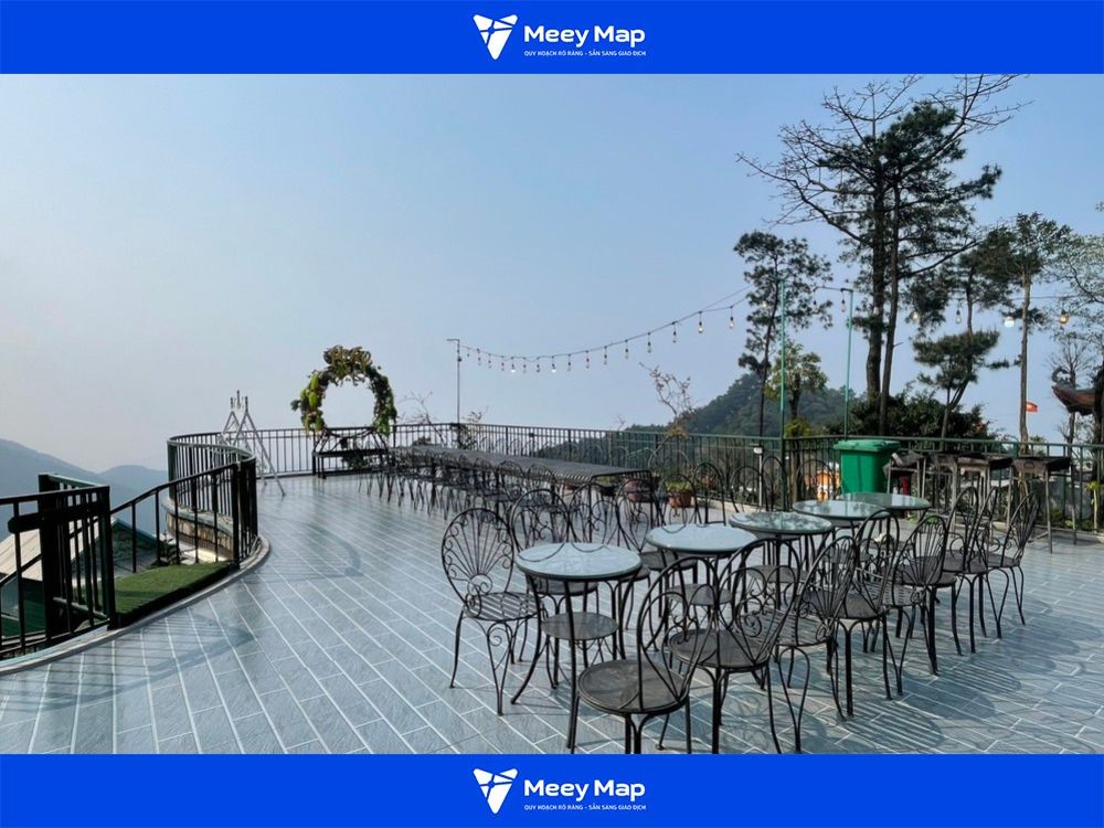 Quán cafe trên tầng thượng của khách sạn Poko Ecolodge Quán cafe trên tầng thượng của khách sạn Poko Ecolodge