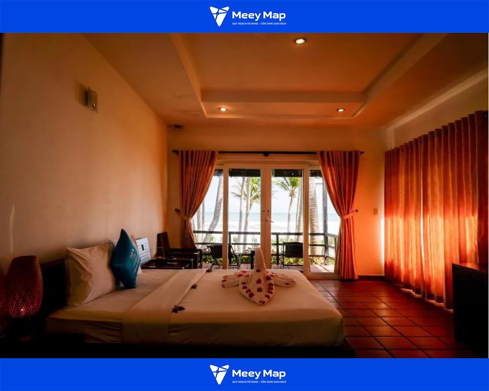 Phòng bungalow hướng ra biển, có sân hiên riêng Phòng bungalow hướng ra biển, có sân hiên riêng