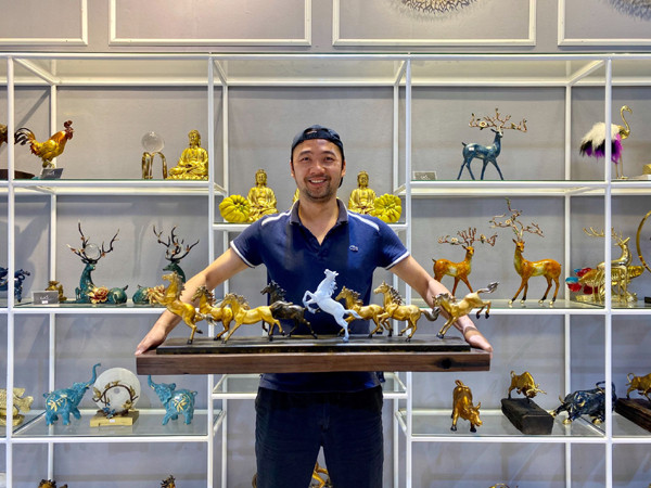 Đi Tân Gia Nên Tặng Gì? Top 30+ Món Quà Tân Gia Ý Nghĩa 8 Quà tân gia phong thủy cao cấp