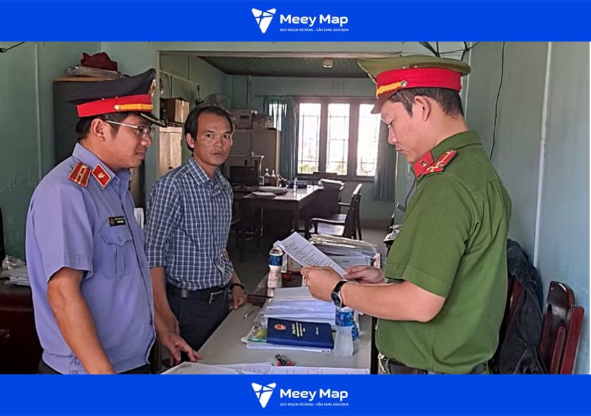 cán bộ địa chính sử dụng số thửa đất